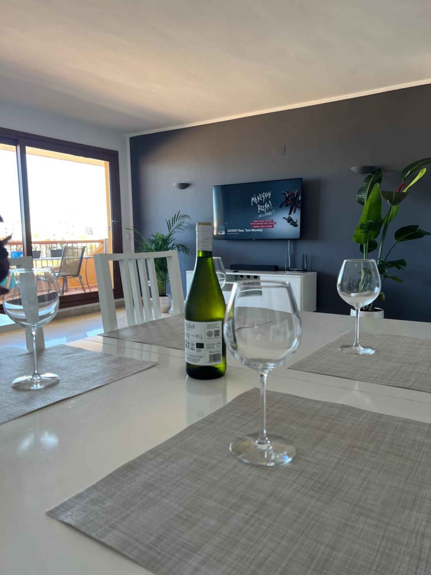 Punta Prima Nice Apartment With Sea Views 또레비에하 외부 사진